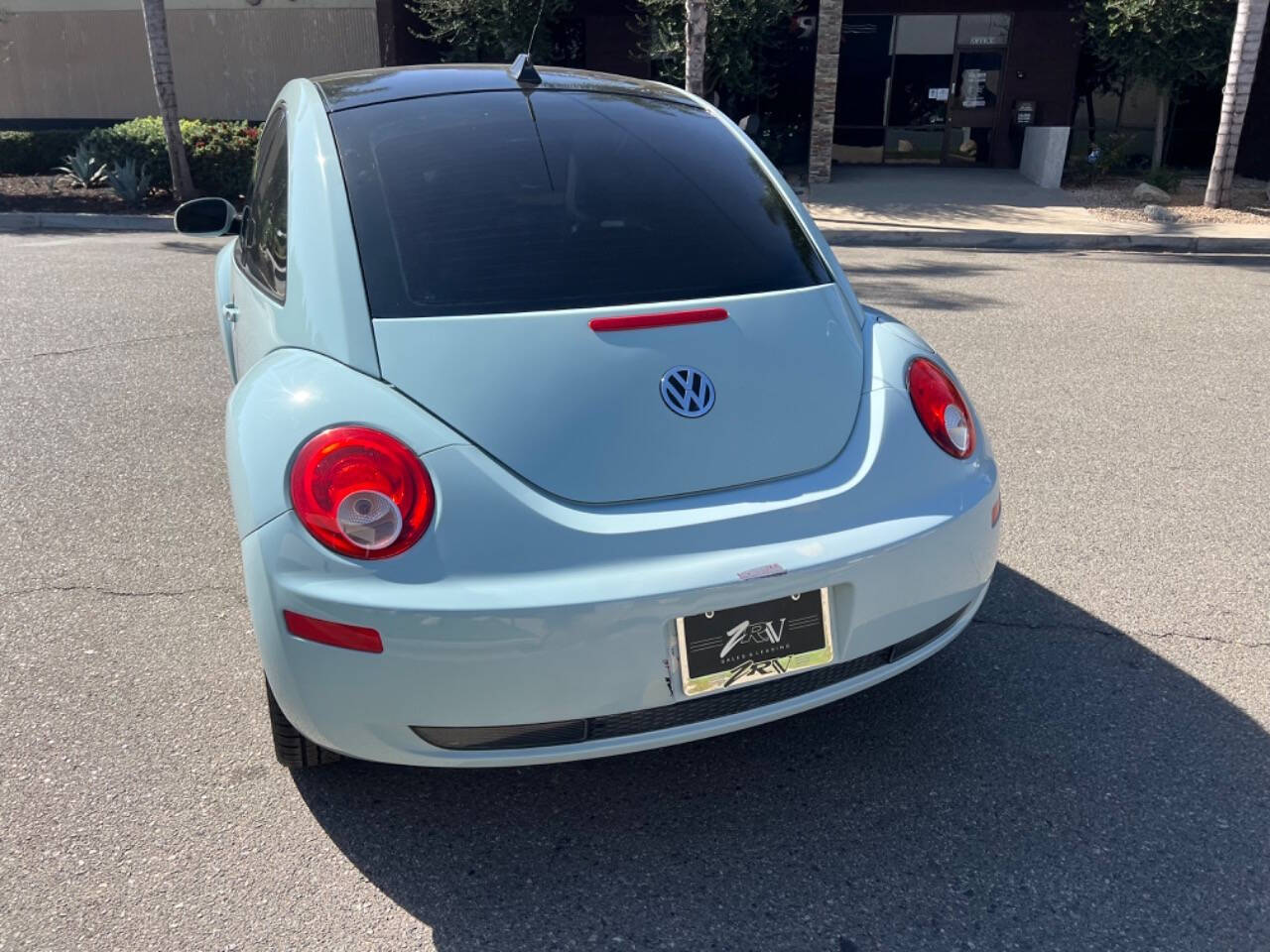 2010 Volkswagen New Beetle for sale at ZRV AUTO INC in Brea, CA