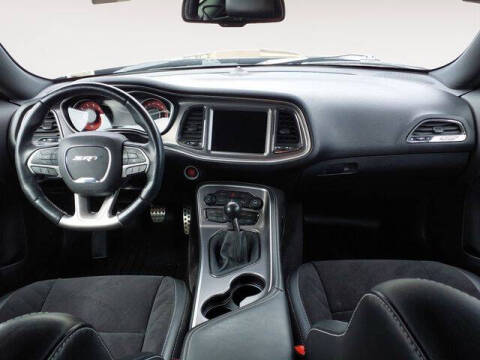 2016 Dodge Challenger SRT Hellcat