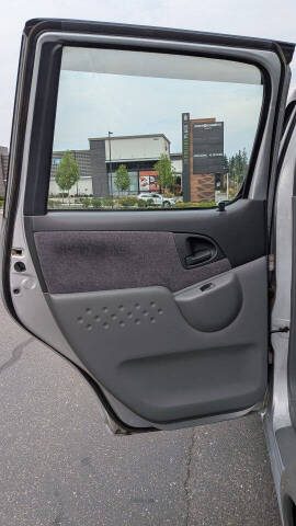 2000 Toyota Funcargo Yaris