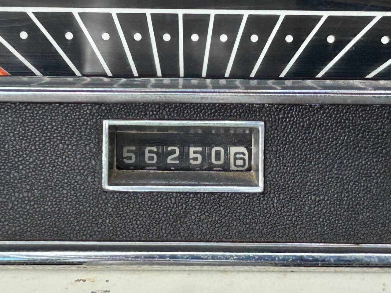 1965 Ford Mustang 37