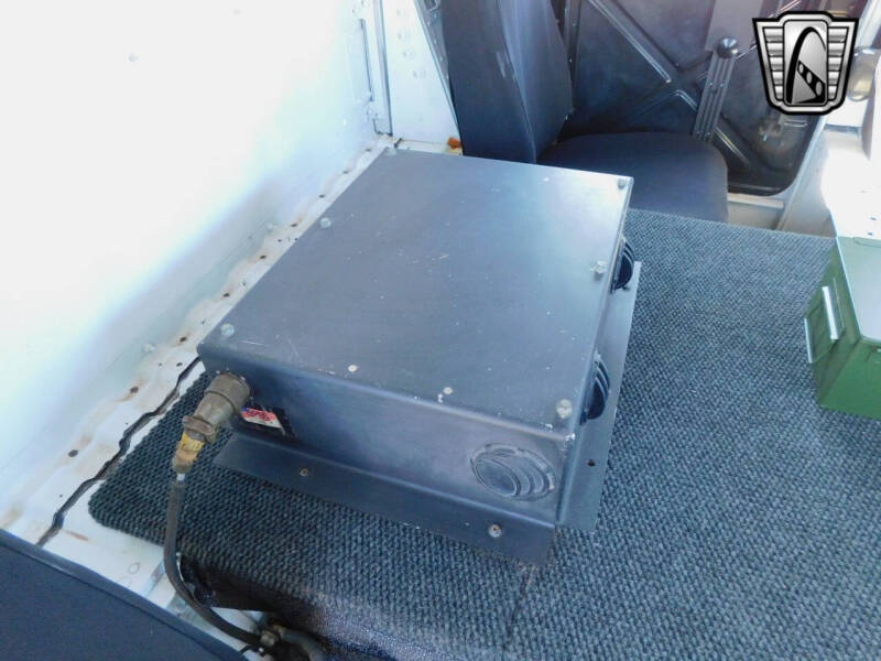 2008 AM General Hummer