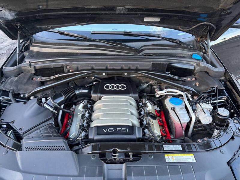 2011 Audi Q5 3.2 quattro Premium Plus