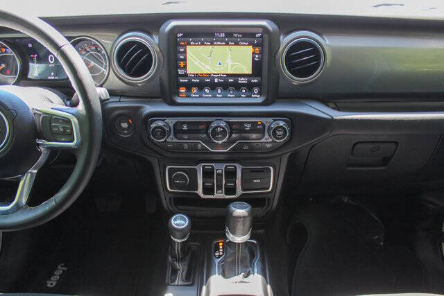 2023 Jeep Gladiator Overland