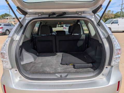 2012 Toyota Prius v Three