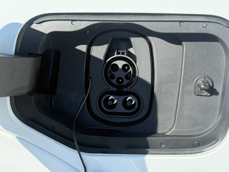 2024 Chevrolet Equinox EV LT