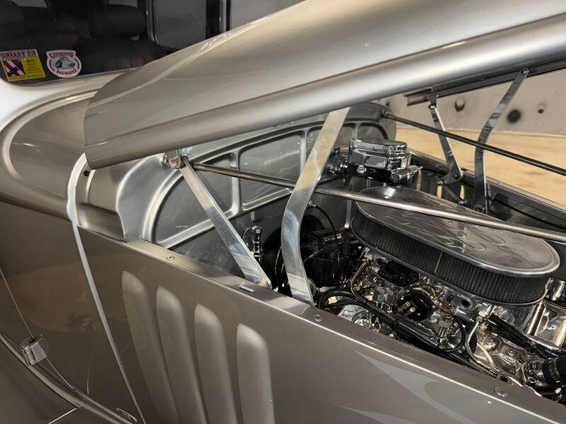 1933 Pontiac Sedan