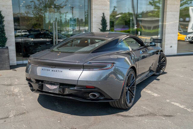 2024 Aston Martin DB12 39