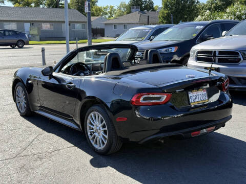 2017 FIAT 124 Spider Classica
