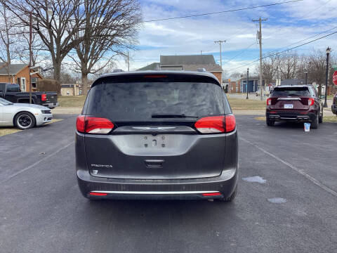 2018 Chrysler Pacifica Touring L
