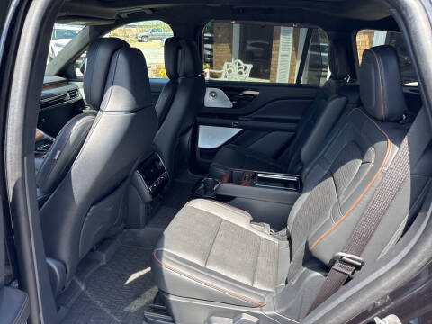 2025 Lincoln Aviator Black Label