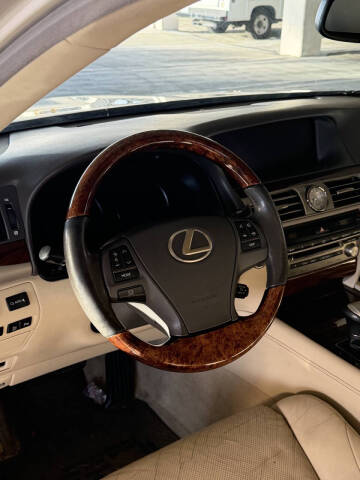 2014 Lexus LS 460