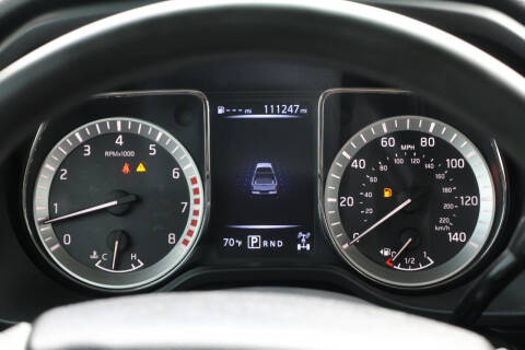 2017 Nissan Titan SV