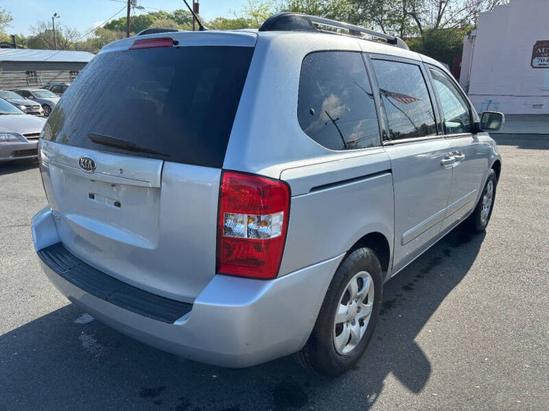 2007 Kia Sedona