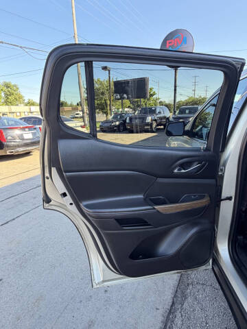 2017 GMC Acadia SLE-2