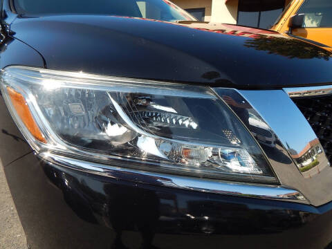 2015 Nissan Pathfinder S