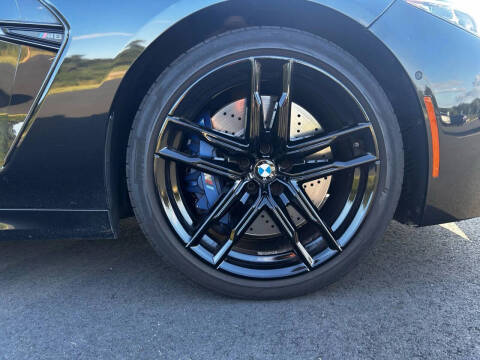 2022 BMW M8 Competition