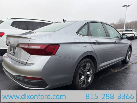 2024 Volkswagen Jetta SE