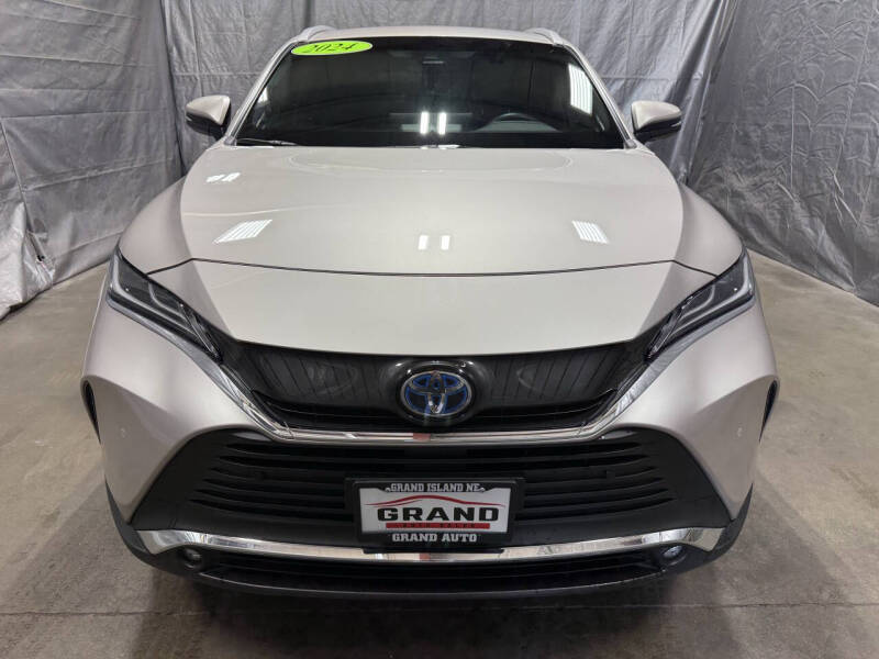 2024 Toyota Venza XLE