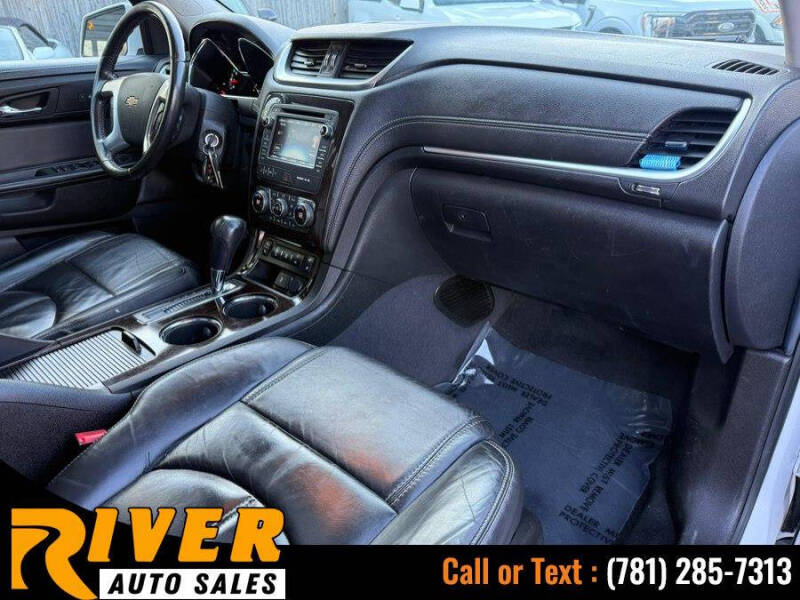 2016 Chevrolet Traverse LT