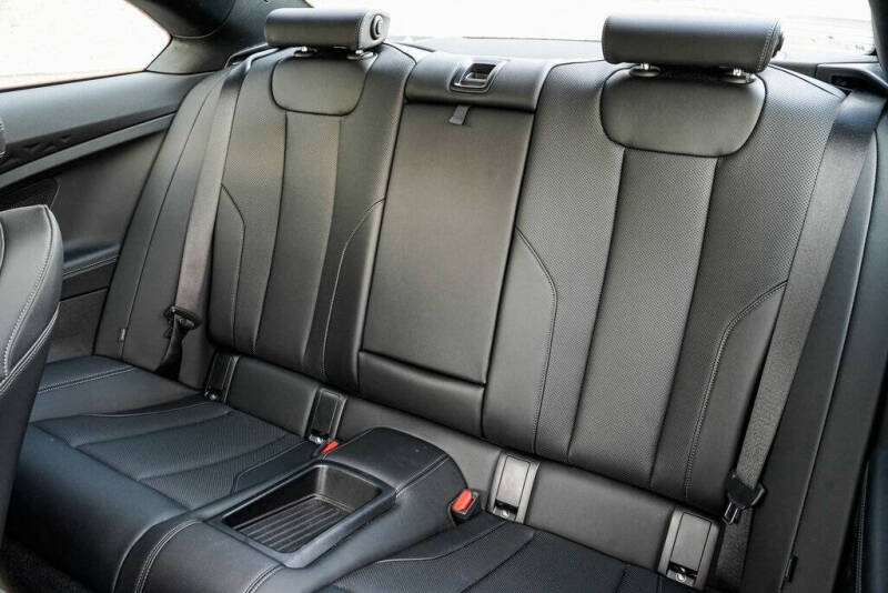 2025 BMW 2 Series 230i xDrive