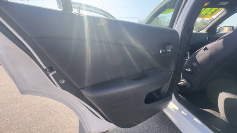 2013 Chrysler 200 LX