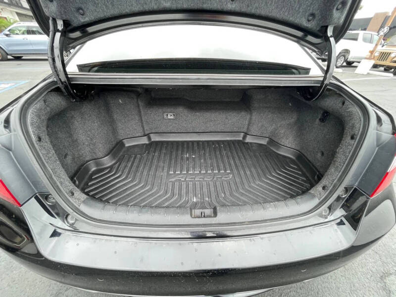 2017 Honda Accord Hybrid Touring