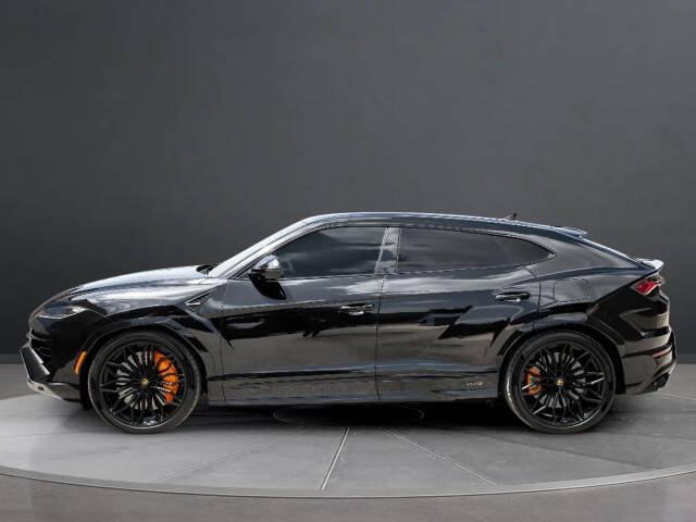 2025 Lamborghini Urus SE