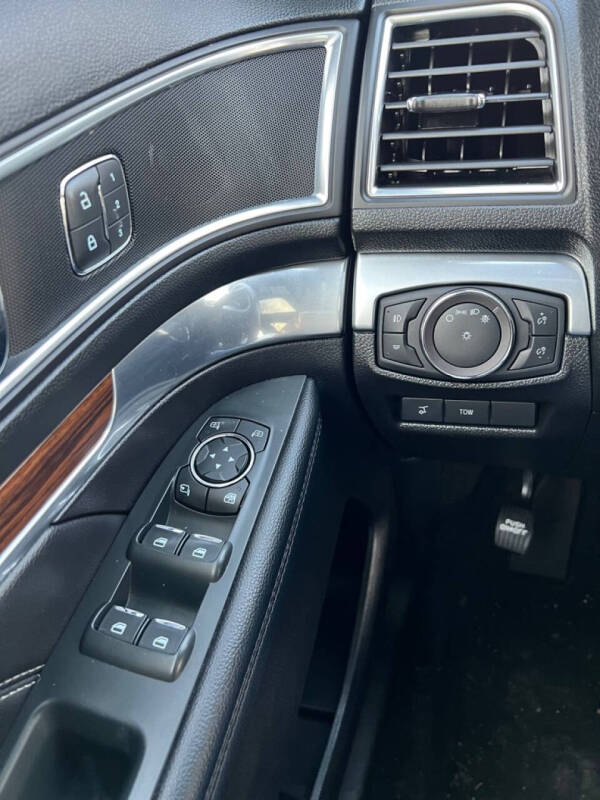 2019 Ford Explorer Limited