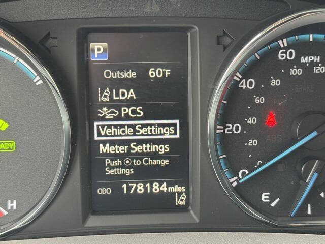 2018 Toyota RAV4 Hybrid LE