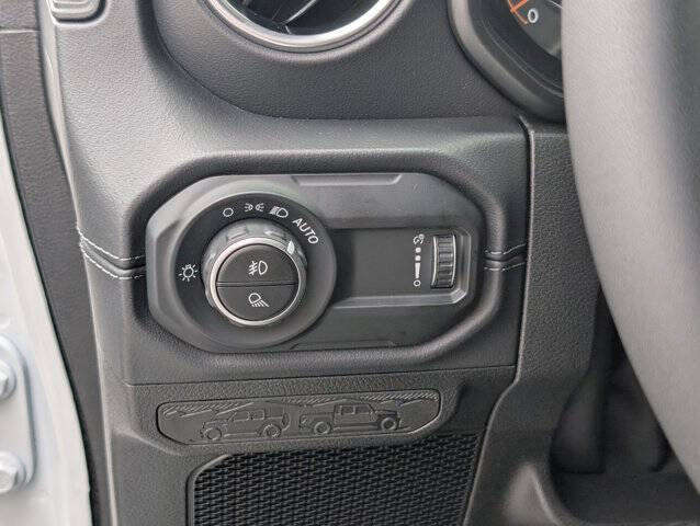 2025 Jeep Gladiator High Tide