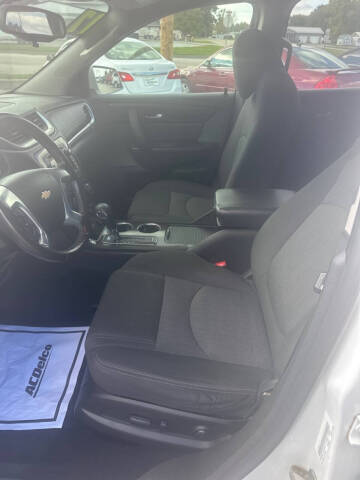 2017 Chevrolet Traverse LT