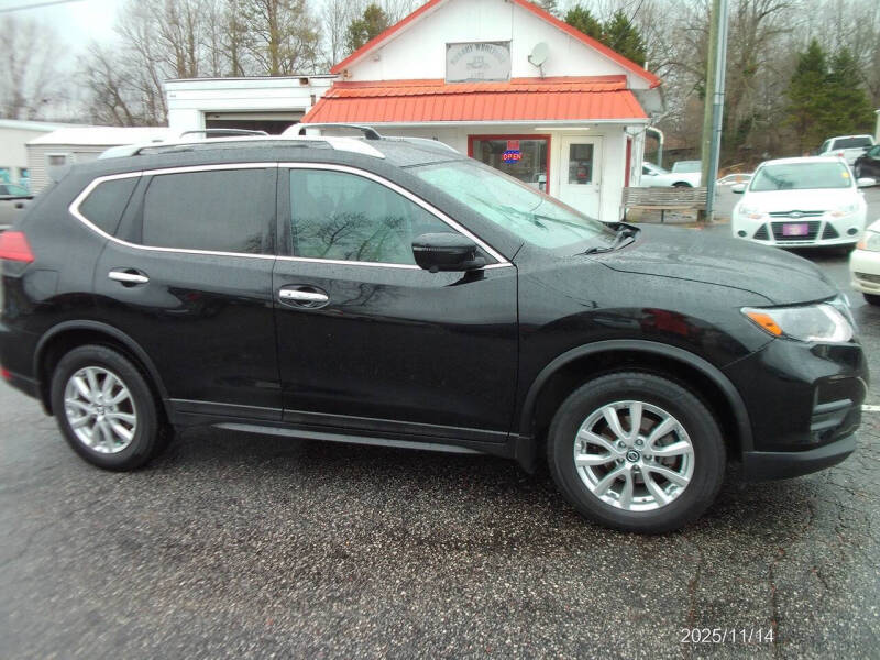 2017 Nissan Rogue SV