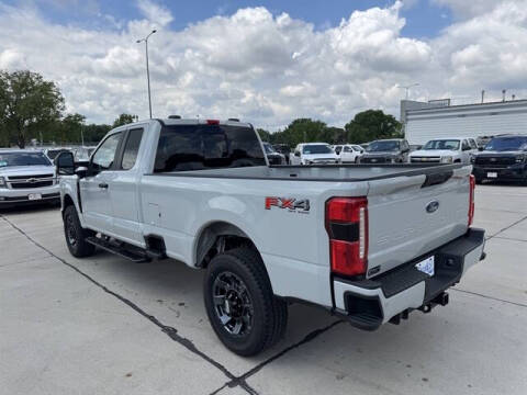 2025 Ford F-350 Super Duty XLT
