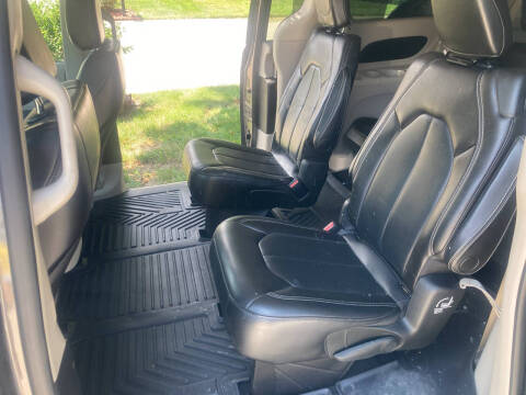 2021 Chrysler Voyager LXi