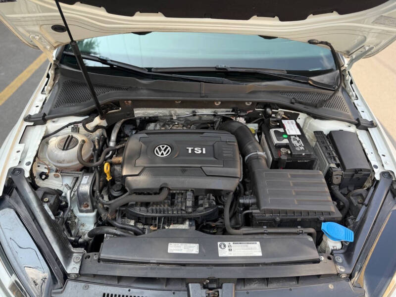 2017 Volkswagen Golf GTI S