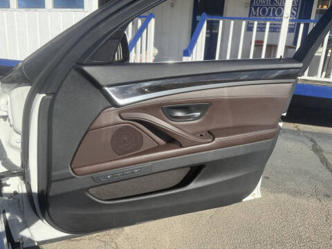 2016 BMW 5 Series 528i