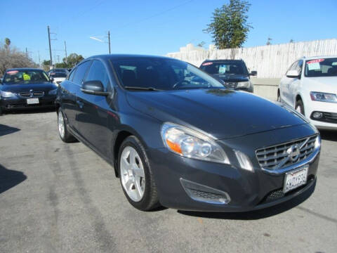 2012 Volvo S60 for sale at TRAX AUTO WHOLESALE in San Mateo CA