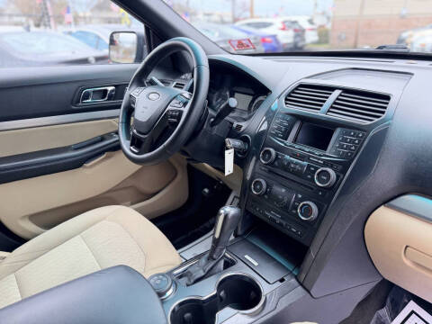 2017 Ford Explorer