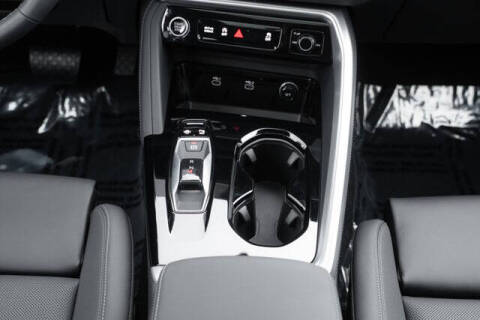 2025 Audi Q5 Sportback quattro Premium Plus TFSI