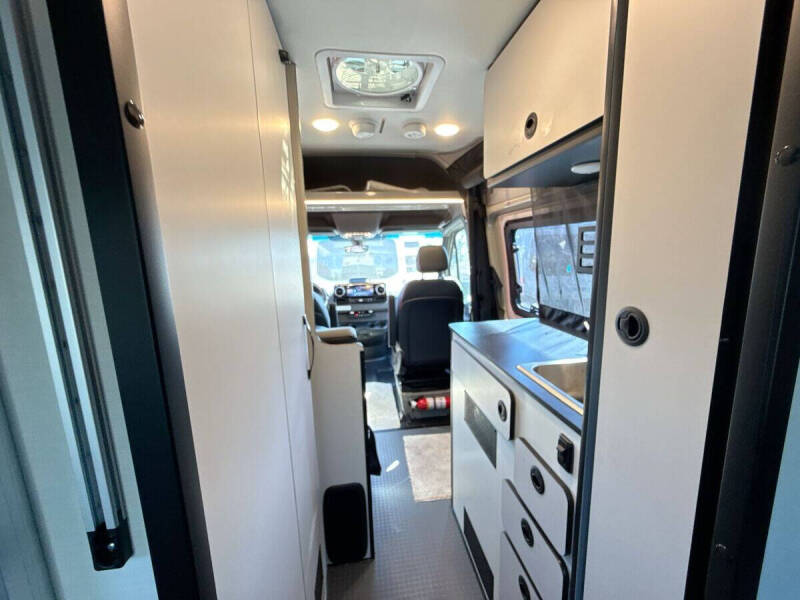2025 Mercedes-Benz Sprinter