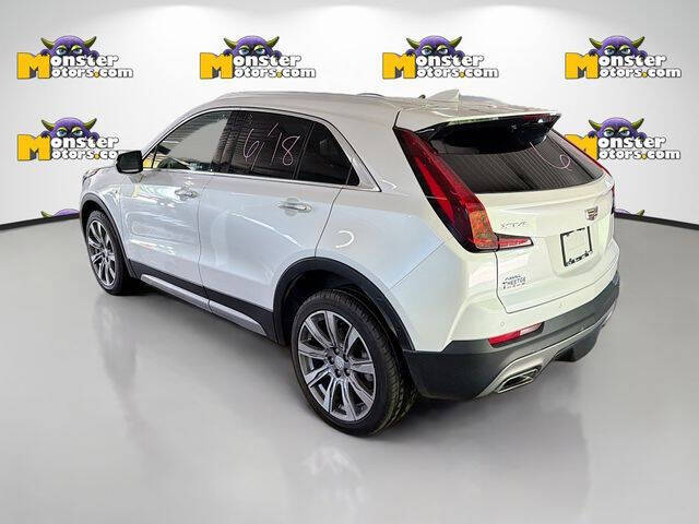 2022 Cadillac XT4 Premium Luxury