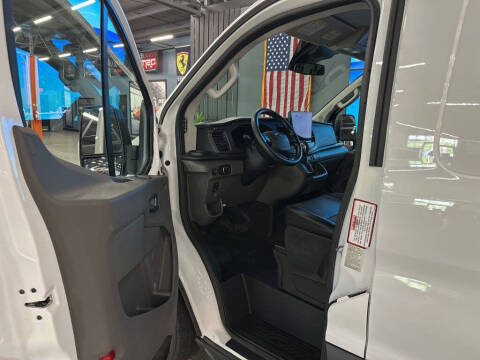 2022 Ford Transit