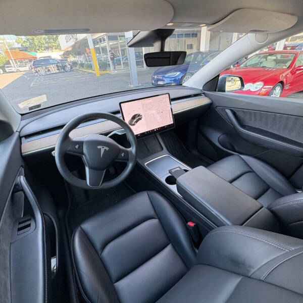 2022 Tesla Model Y Long Range