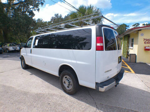2017 Chevrolet Express LT 3500
