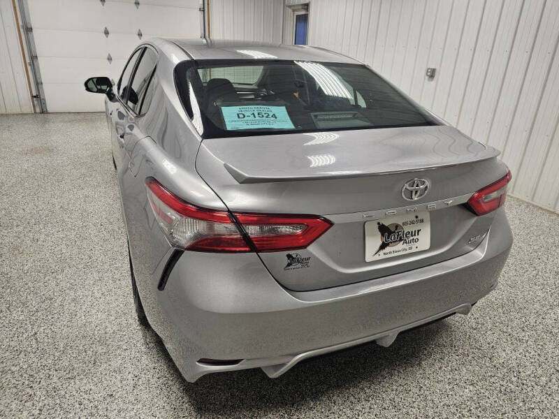 2018 Toyota Camry SE