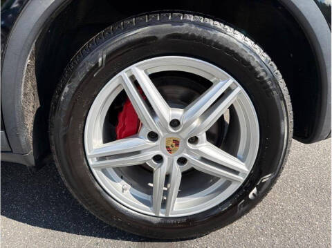 2011 Porsche Cayenne S