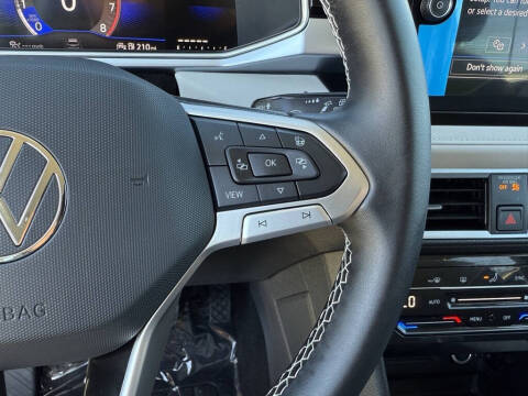 2026 Volkswagen Taos SE