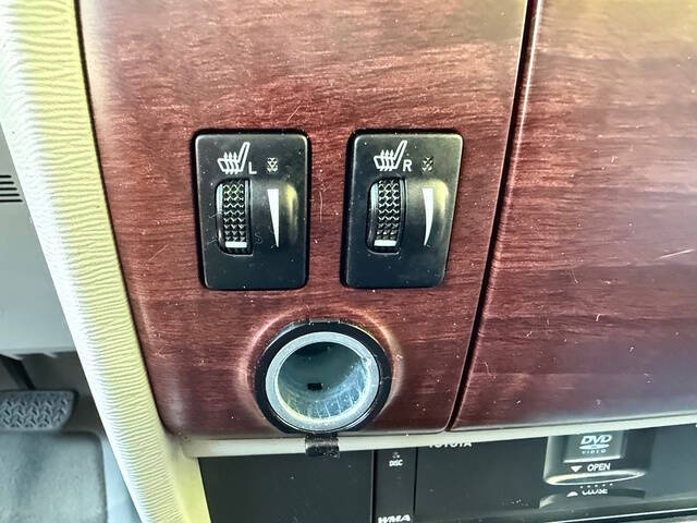 2013 Toyota Sienna XLE Mobility 7-Passenger