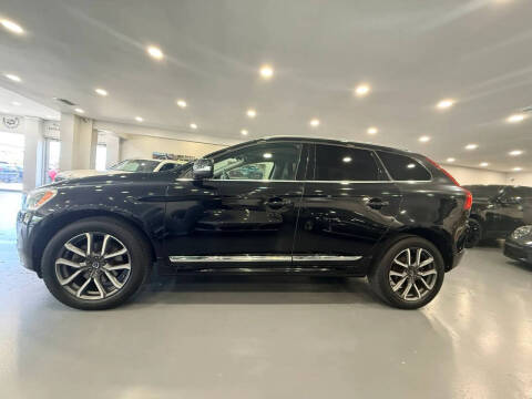 2017 Volvo XC60 T6 Dynamic