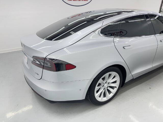 2015 Tesla Model S
